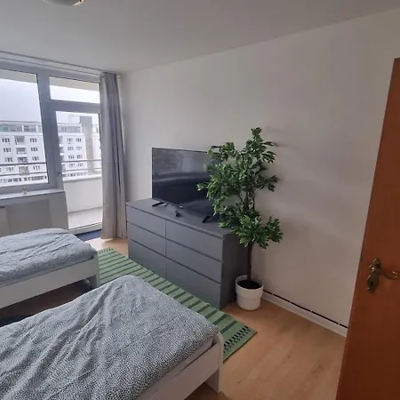 With Balcony In Apartamento Mönchengladbach